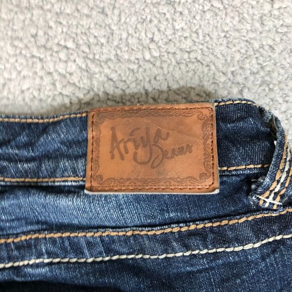 Ariya Jeans Womens 13/14 Blue Flare Leg Distressed Grunge Preppy Denim Outdoor - Picture 7 of 10